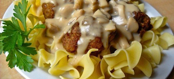 ستراگانف با کوفته ریزه